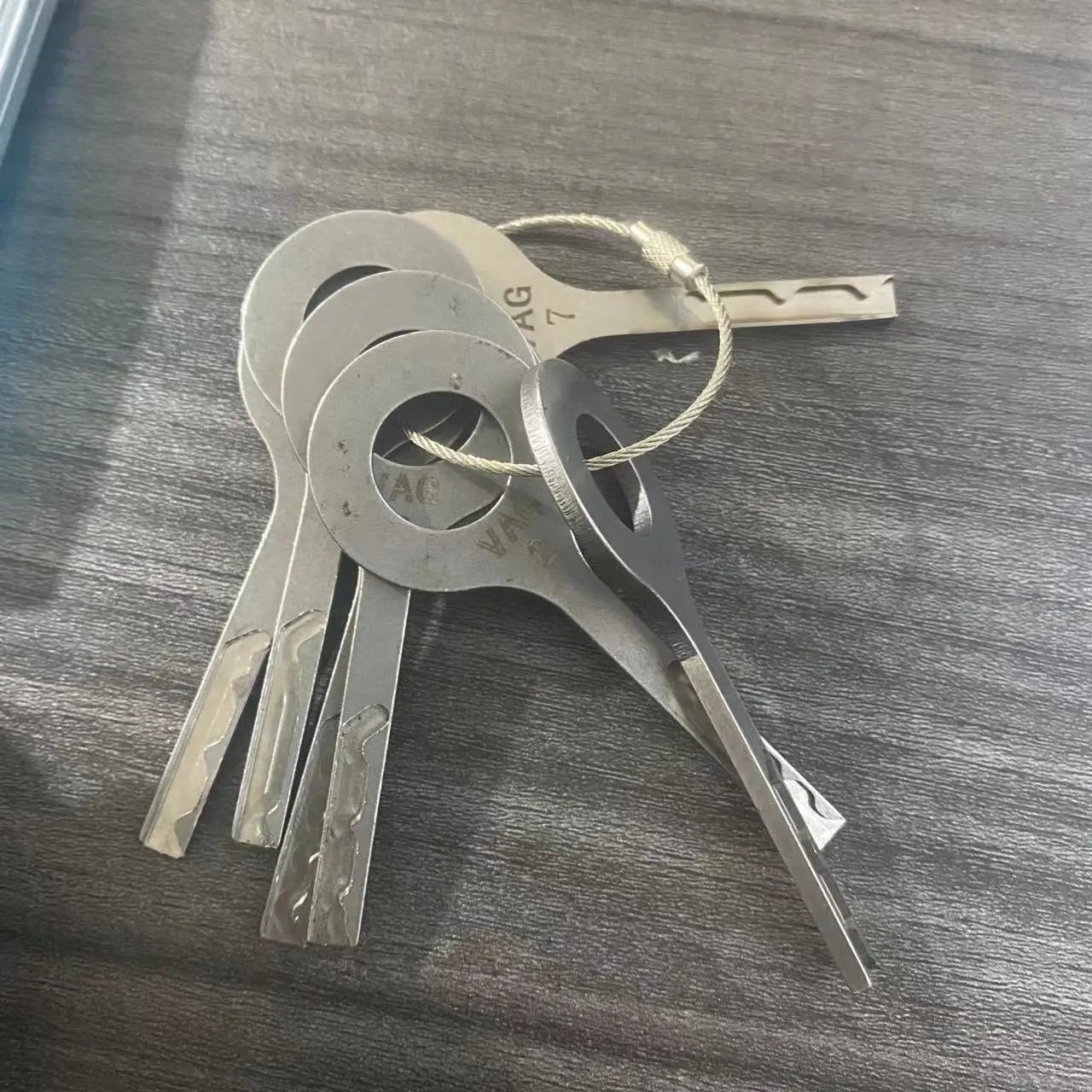 7 IN 1 HU66 Auto Locksmith Tool 7 Pieces Different Length Teeth Key Set for VAG Generation 2 For Volkswagen Skoda